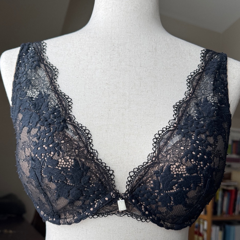 ThirdLove Black Lace Plunge Bra - Women Intimates & Sleepwear